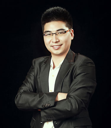 <b>設計主管-江文根</b>