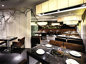 <strong>“遇江南”主題餐廳裝修</strong>